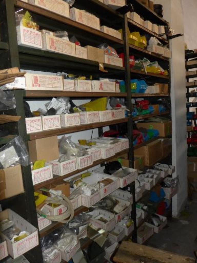 machines communales et appareils à moteur neufs et d'occasion-23