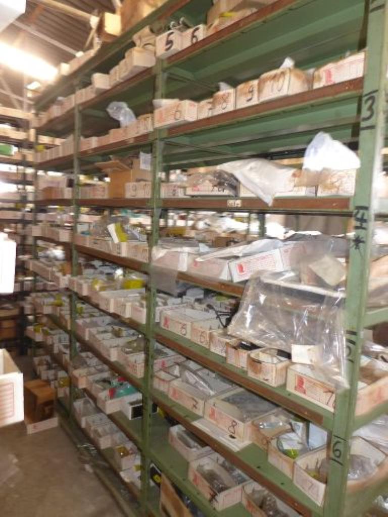 machines communales et appareils à moteur neufs et d'occasion-25