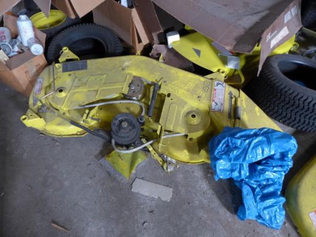 machines communales et appareils à moteur neufs et d'occasion-28