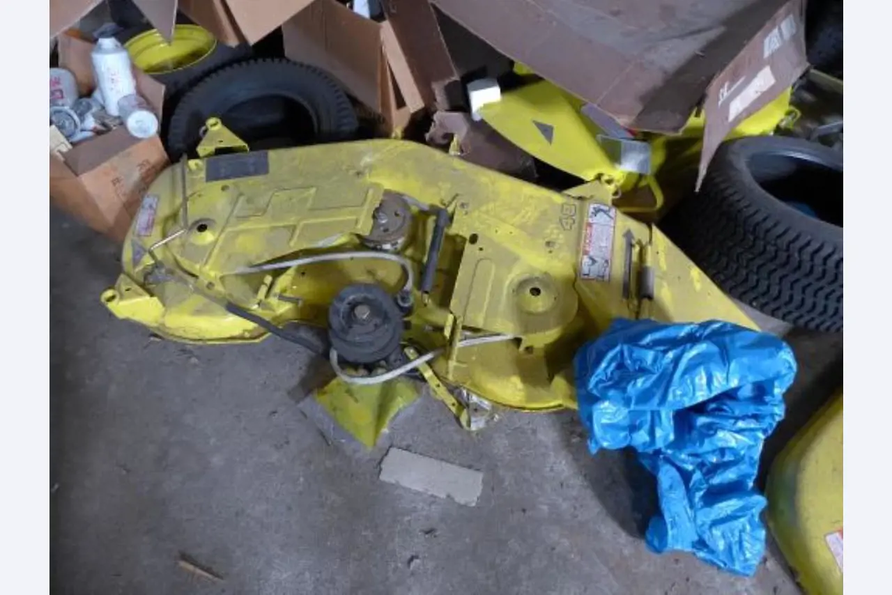 new and used groundscare machines<br>and power tools-28