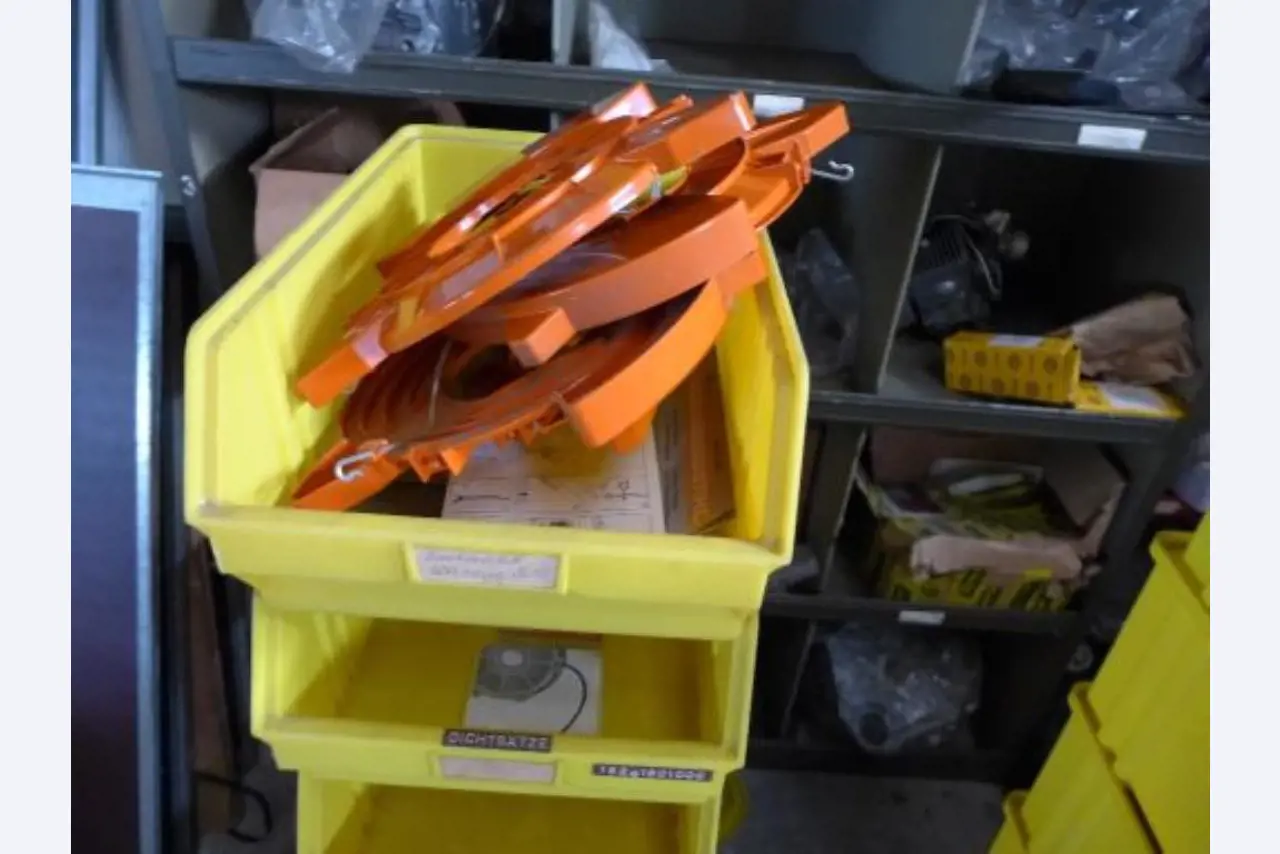 new and used groundscare machines<br>and power tools-31