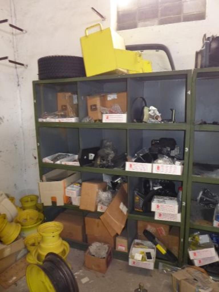 machines communales et appareils à moteur neufs et d'occasion-7