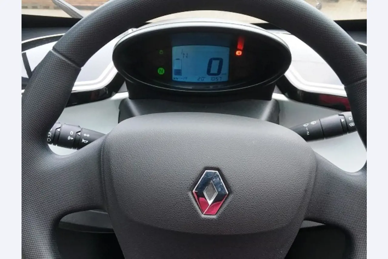 Sistema de llenado totalmente automático para envases (10 - 250 ml)-11