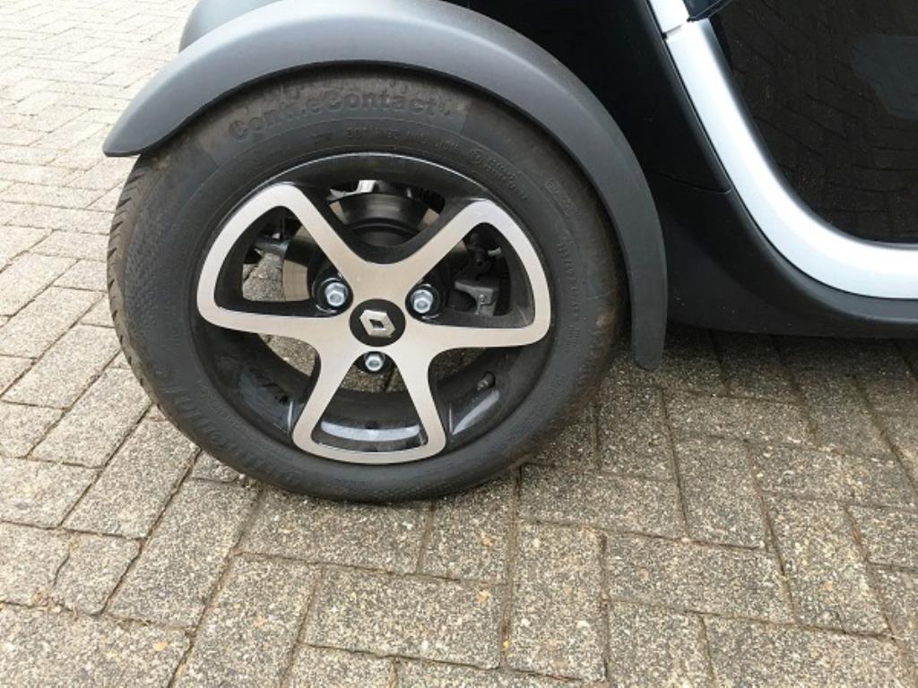 Sistema de llenado totalmente automático para envases (10 - 250 ml)-12