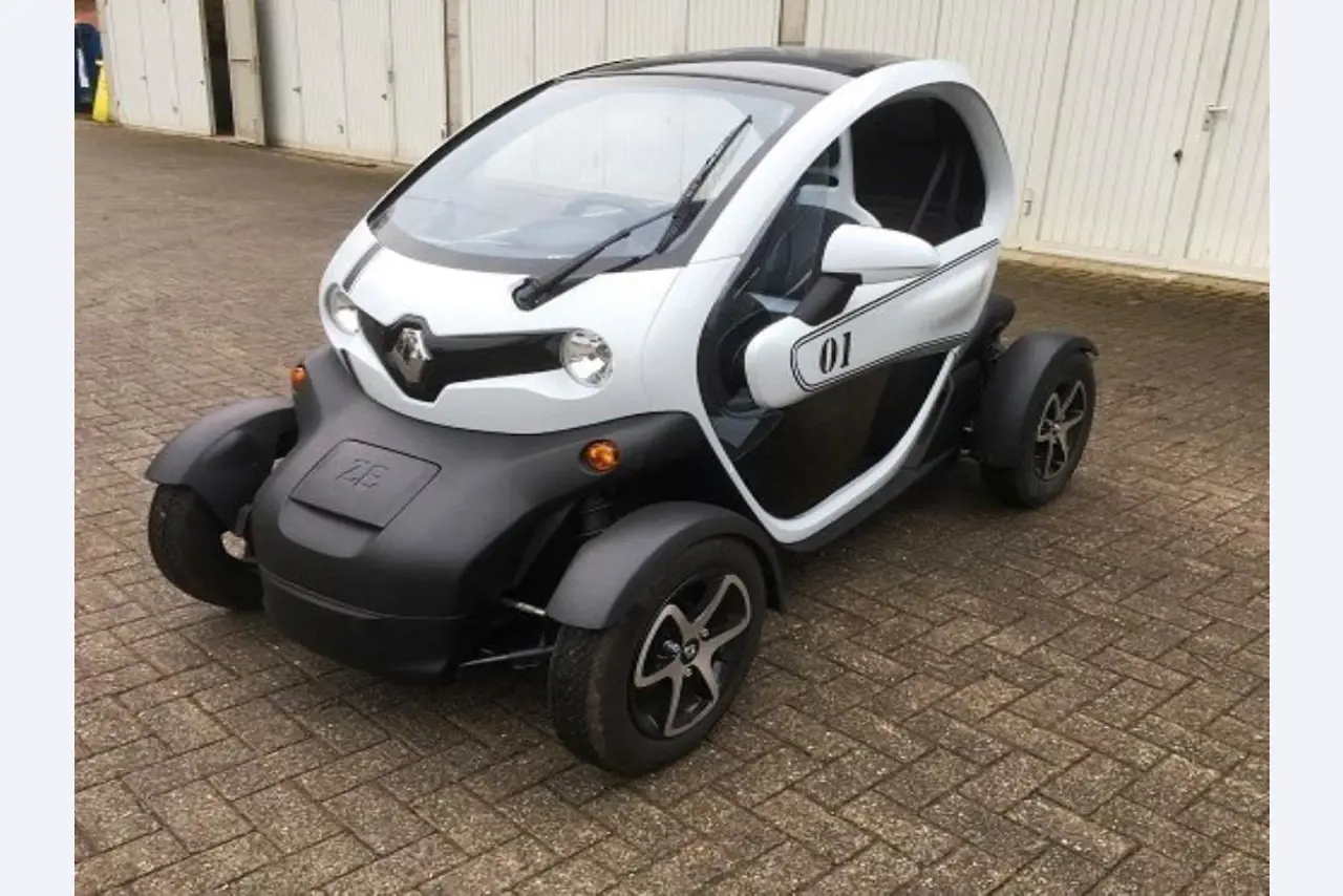 Sistema de llenado totalmente automático para envases (10 - 250 ml)-3