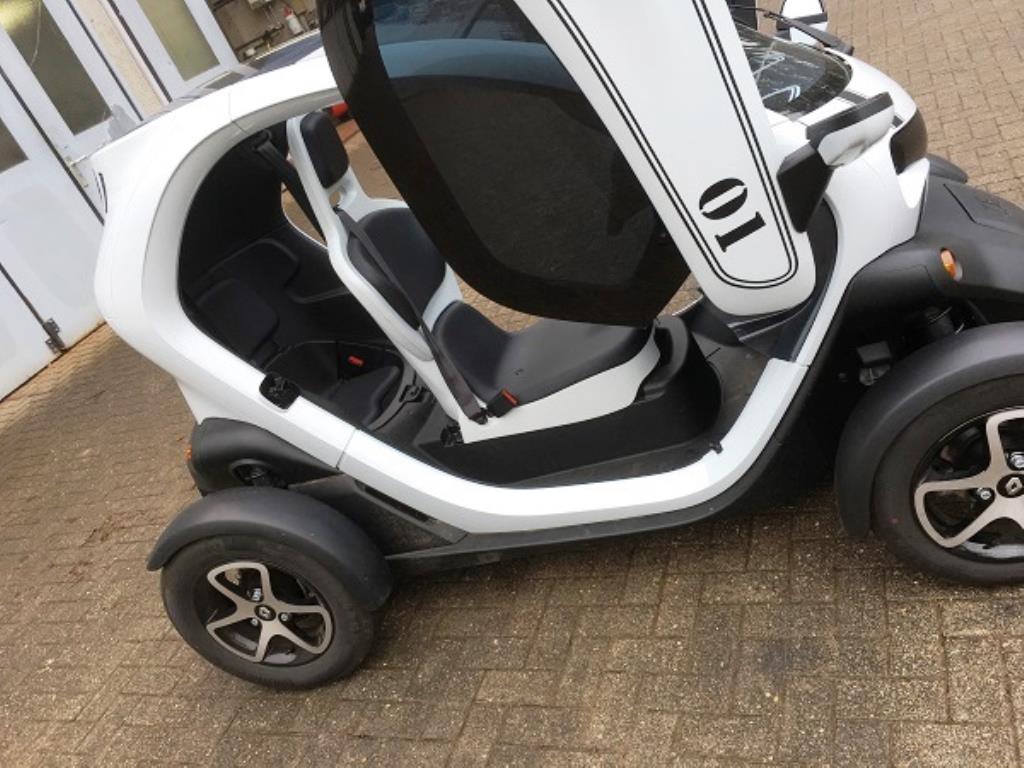 Sistema de llenado totalmente automático para envases (10 - 250 ml)-9