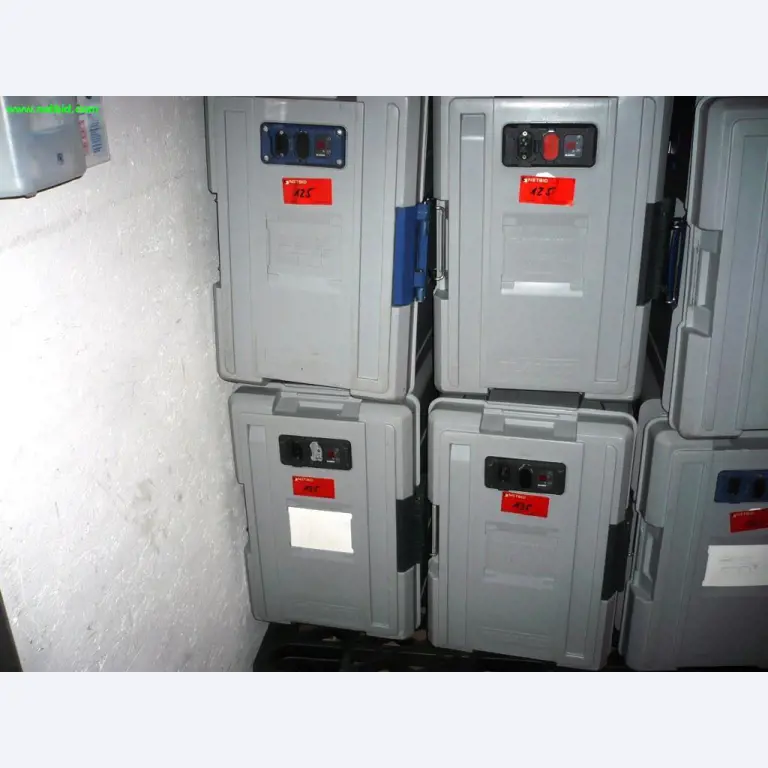 Large kitchen amenities, cold storage cells <br> and catering equipment-1