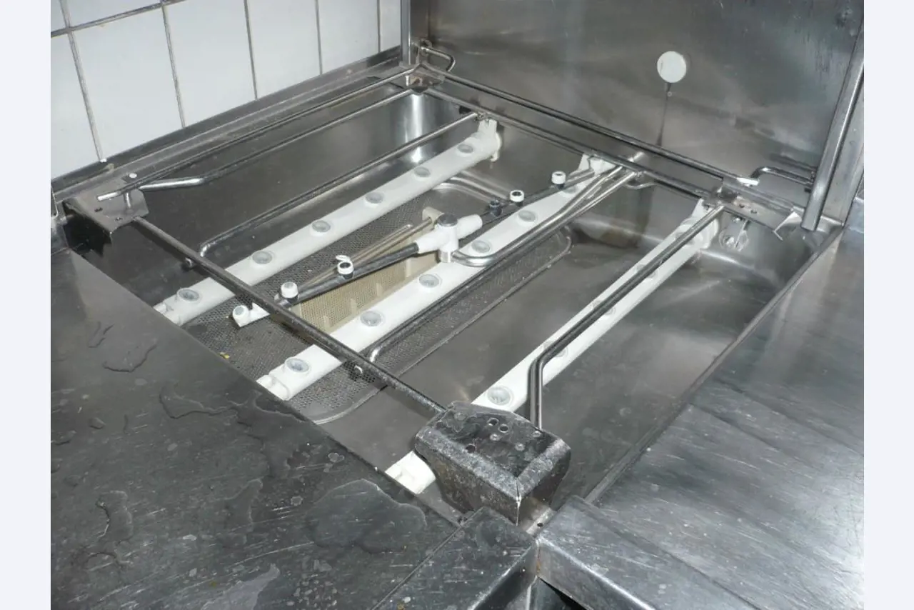 Großküchen-Ausstattung, Kühlzellen und <br>Catering Gerätschaften-3