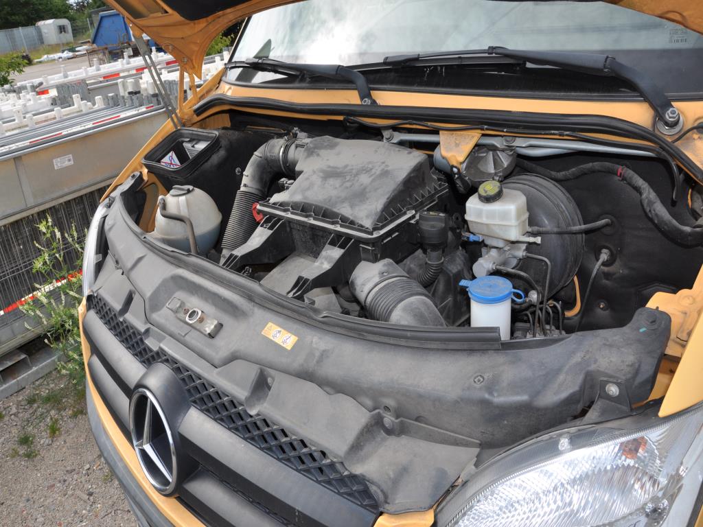 Moderne, gepflegte Bau- und Baustellenfahrzeuge sowie weitere maschinelle Ausstattung aus dem Tiefbau-12