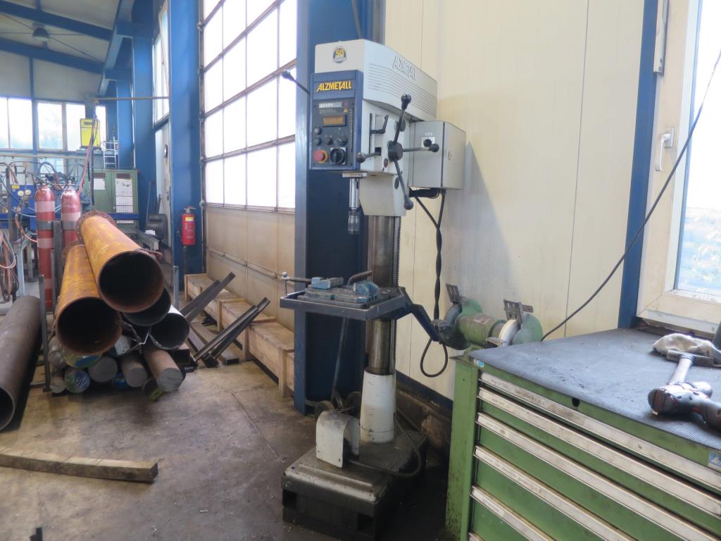 des machines à travailler le métal bien entretenues
-2