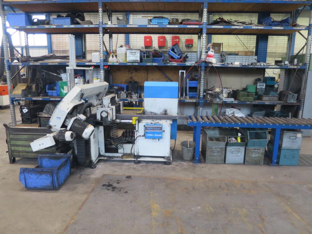 des machines à travailler le métal bien entretenues
-2