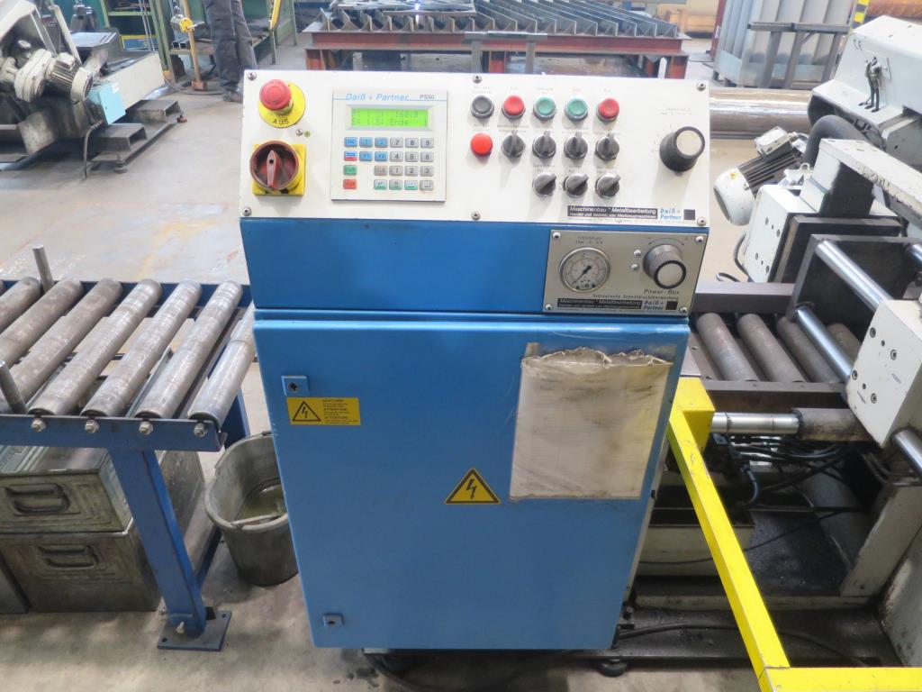 des machines à travailler le métal bien entretenues
-6