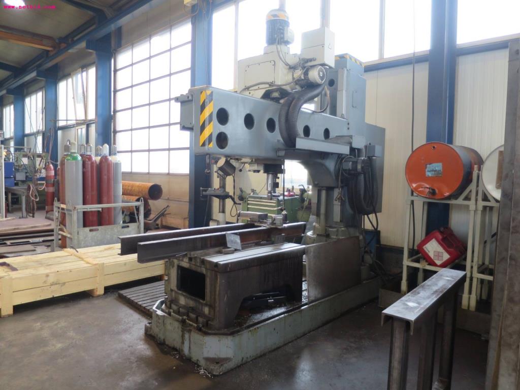 gepflegte Metallbearbeitungsmaschinen 
-2