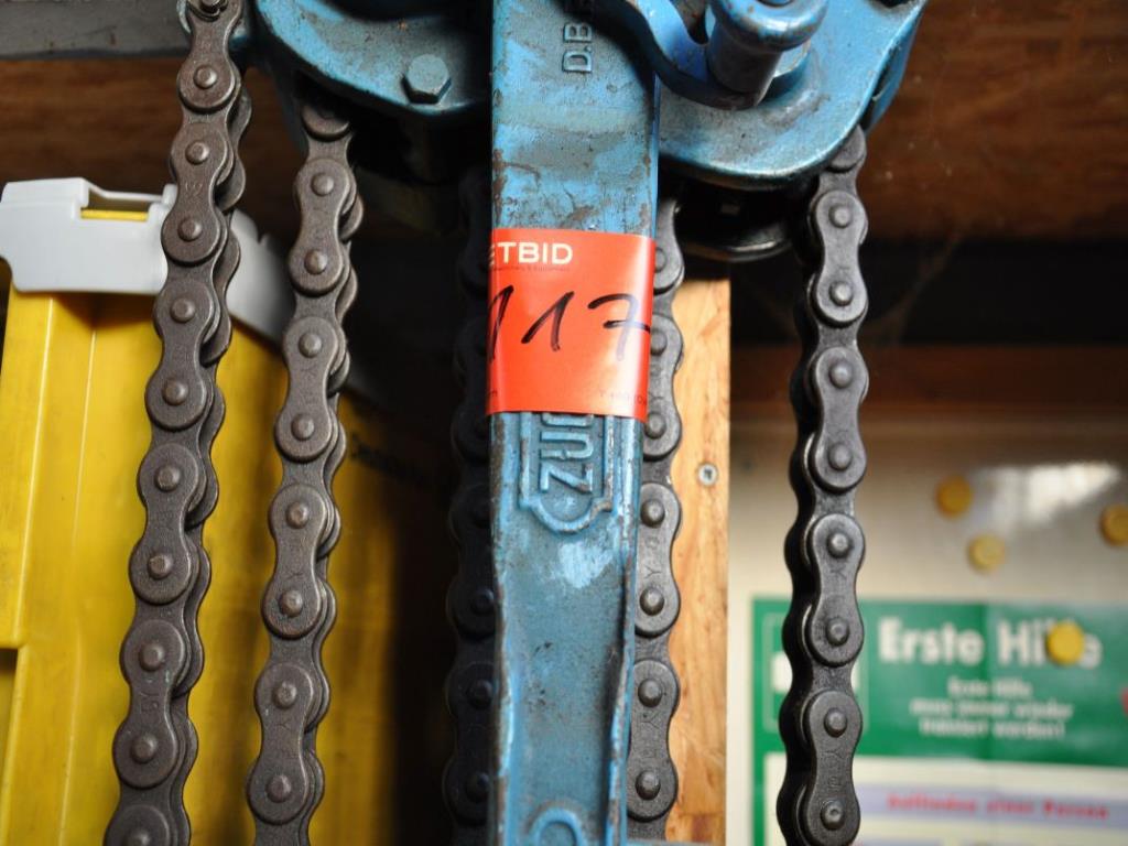 well maintained business and <br>workshop equipment-2