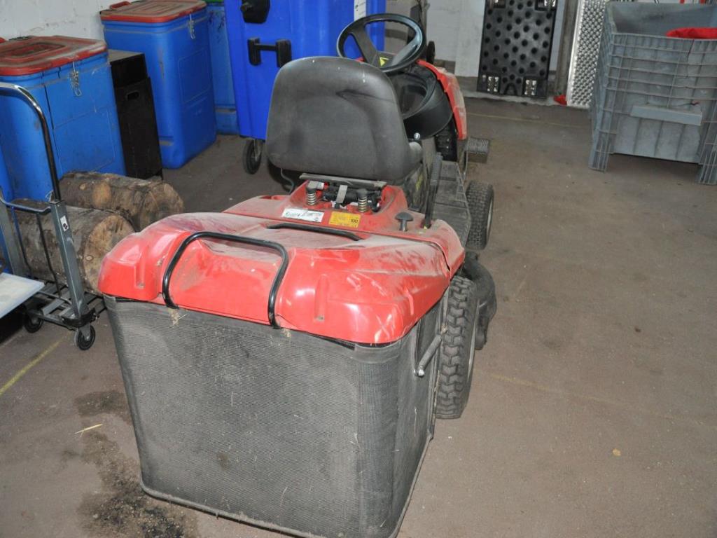 gepflegte Büro-/ Geschäfts- und<br>Werkstattausstattung -2