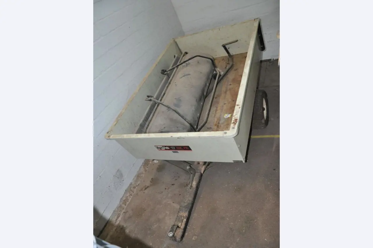 Goed onderhouden kantoor/winkel en werkplaatsuitrusting-6