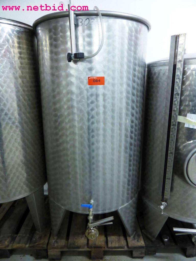 equipment of the winery-2