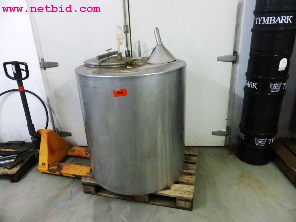 equipment of the winery-1