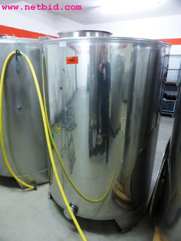 equipment of the winery-9