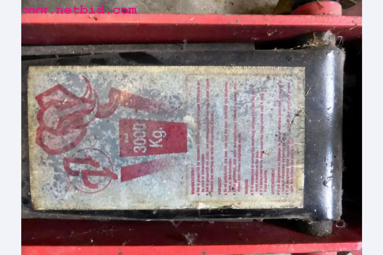 equipment of the winery-2