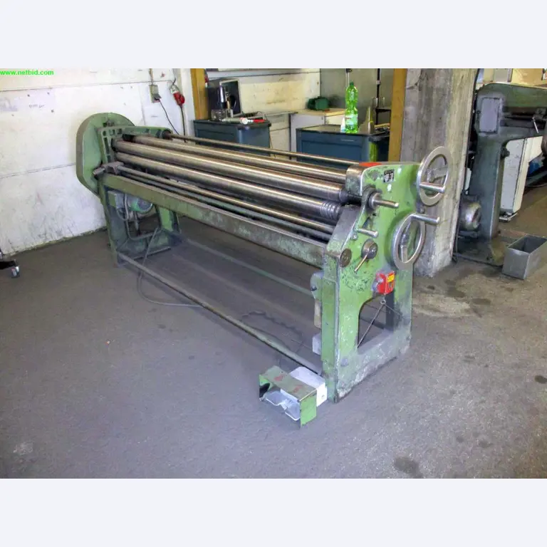 well-maintained machines for the production of air ducts and ventilation pipes<br>-1