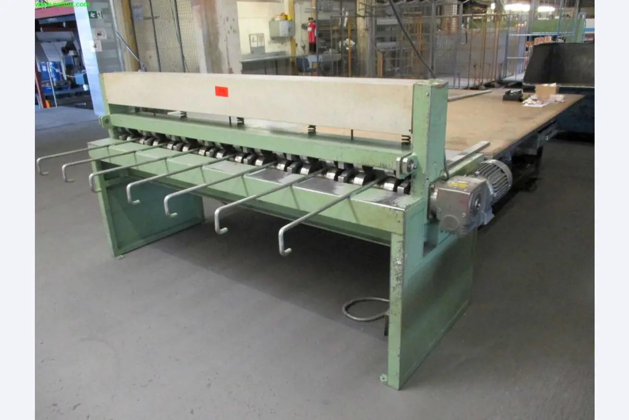 well-maintained machines for the production of air ducts and ventilation pipes<br>-2