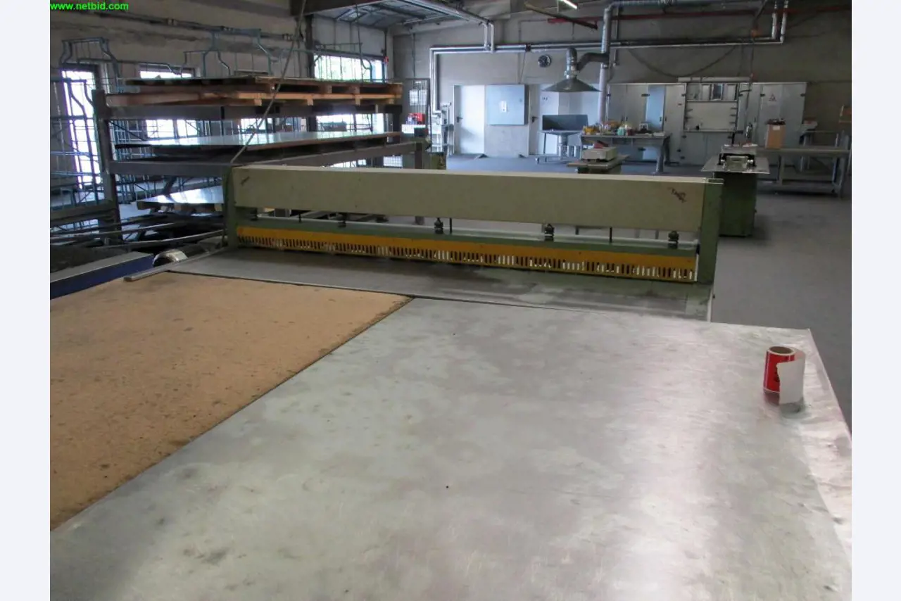 well-maintained machines for the production of air ducts and ventilation pipes<br>-3