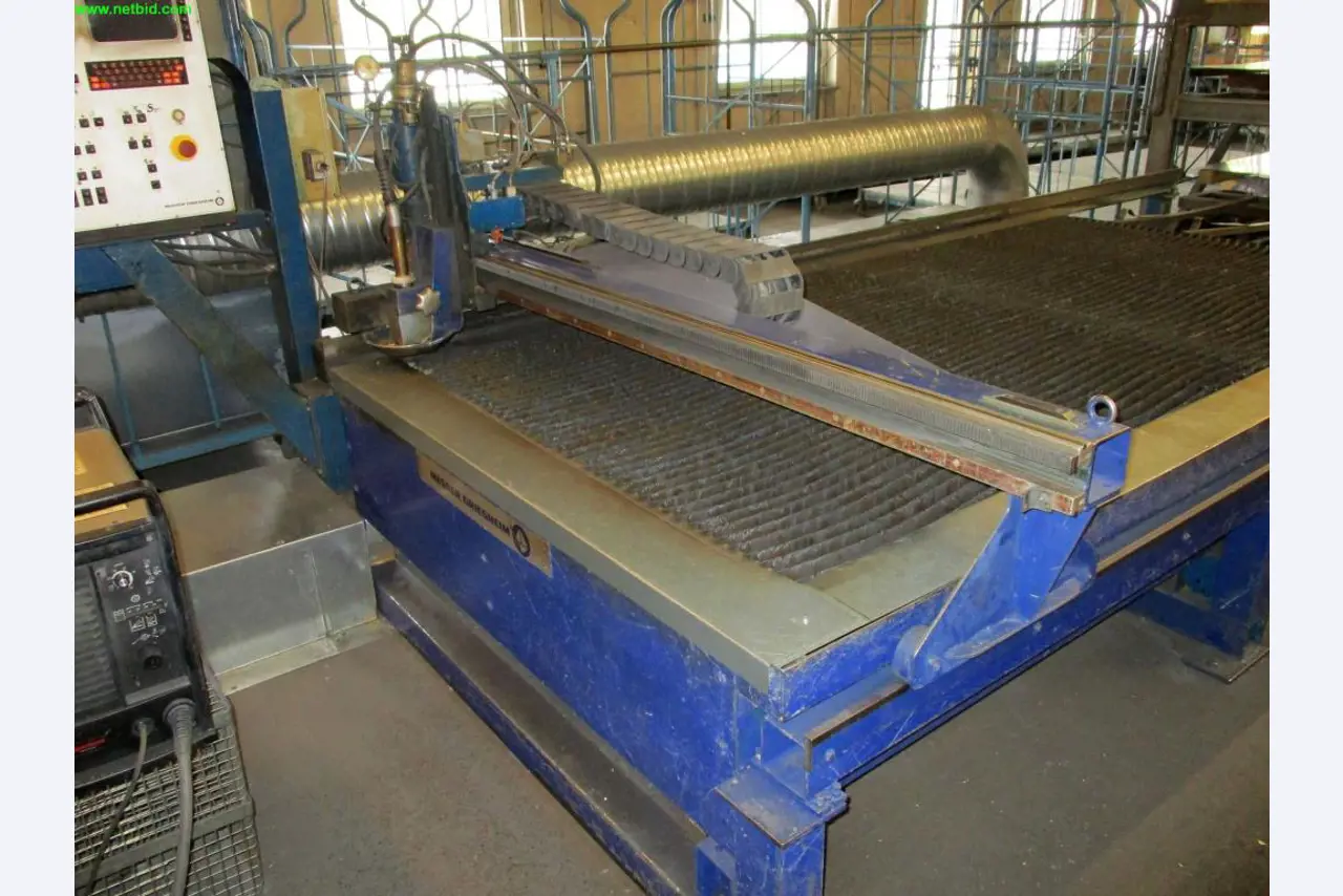 well-maintained machines for the production of air ducts and ventilation pipes<br>-2