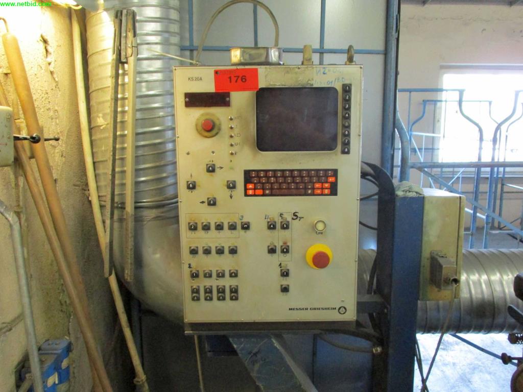 
well-maintained machines for the production of air ducts and ventilation pipes<br>-4