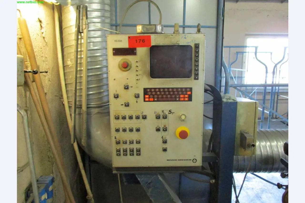 well-maintained machines for the production of air ducts and ventilation pipes<br>-4