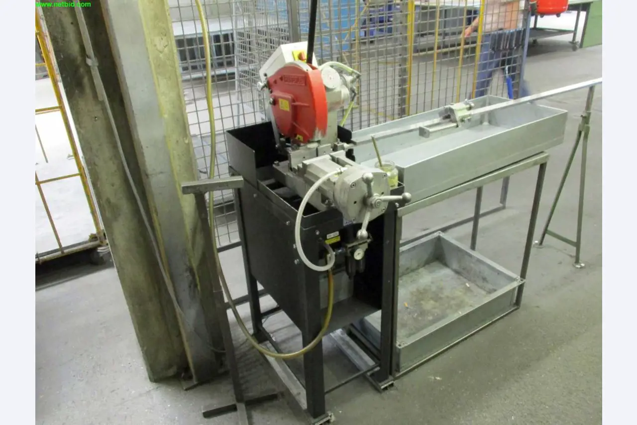well-maintained machines for the production of air ducts and ventilation pipes<br>-1