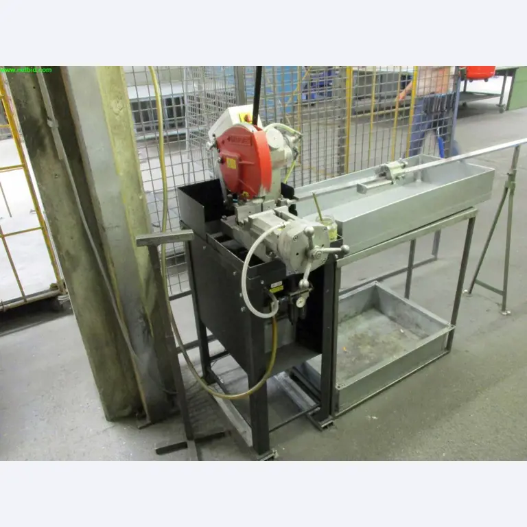 well-maintained machines for the production of air ducts and ventilation pipes<br>-1