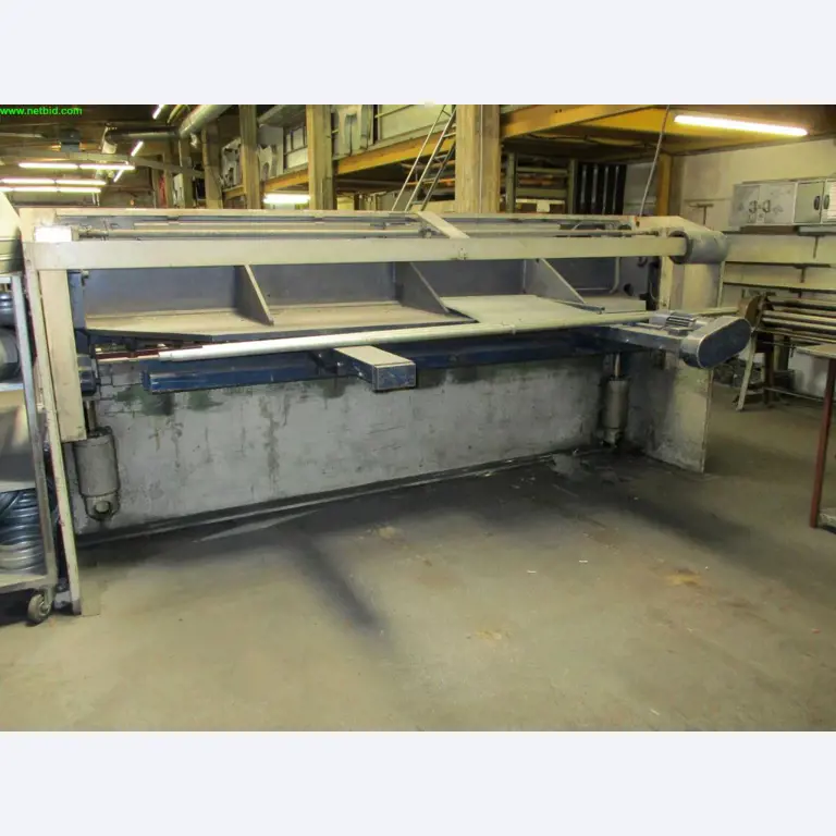 well-maintained machines for the production of air ducts and ventilation pipes<br>-3