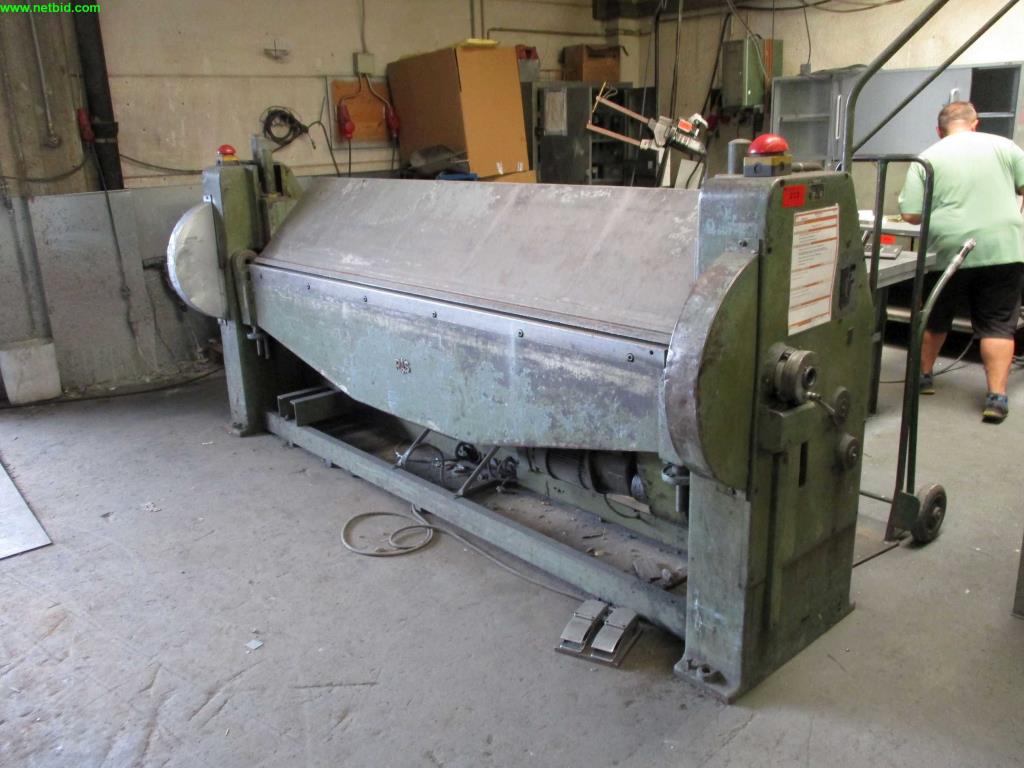 
máquinas bem conservadas para a produção de<br> condutas de ar e tubos de ventilação<br>-1