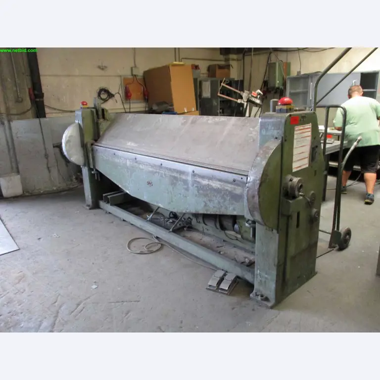máquinas bem conservadas para a produção de<br> condutas de ar e tubos de ventilação<br>-1