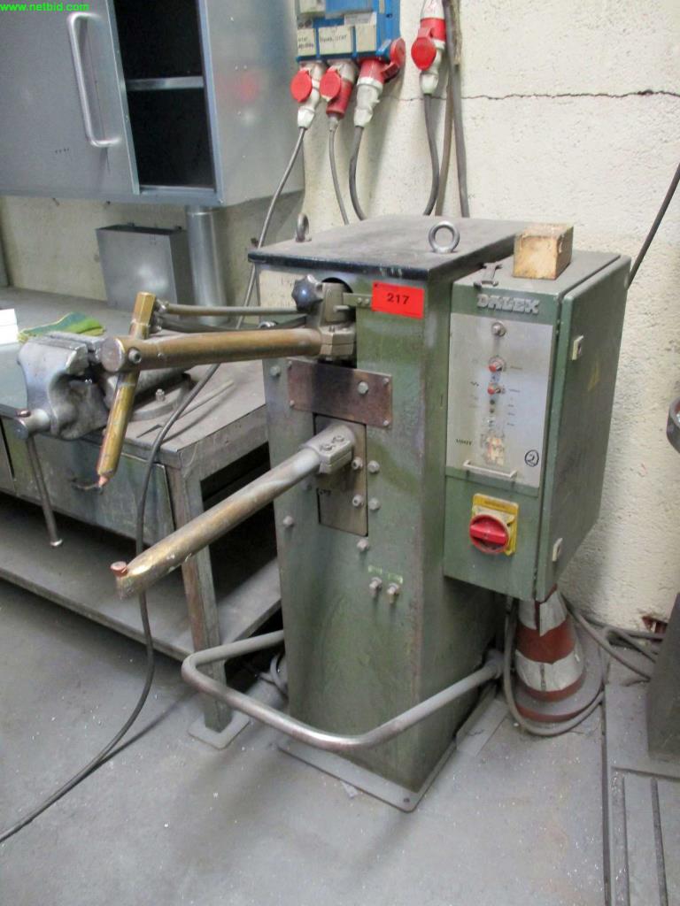 
máquinas bem conservadas para a produção de<br> condutas de ar e tubos de ventilação<br>-1