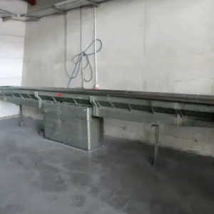 Duct sealing machine