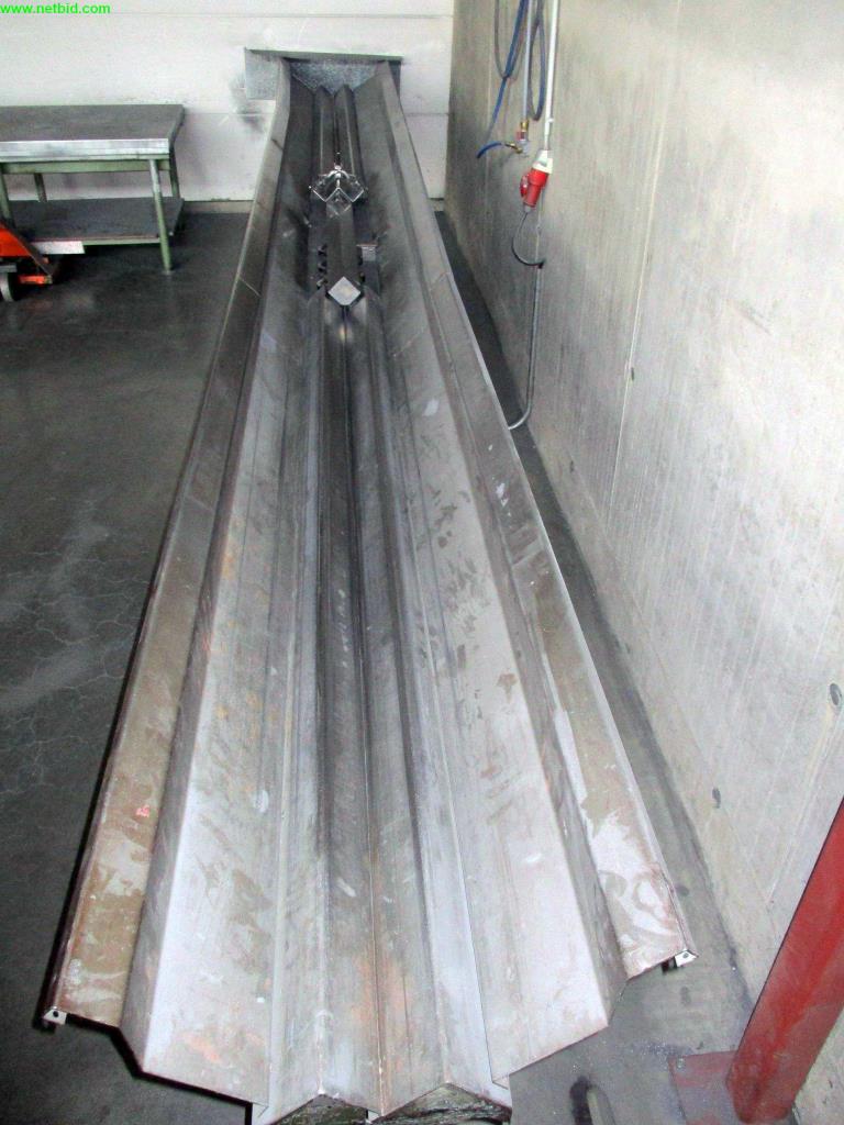 
máquinas bem conservadas para a produção de<br> condutas de ar e tubos de ventilação<br>-2