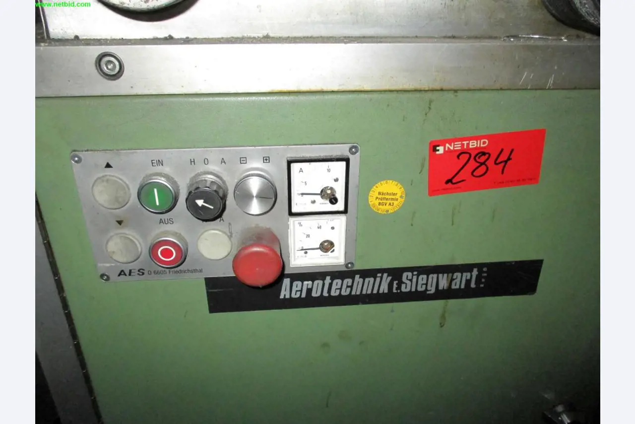 máquinas bem conservadas para a produção de<br> condutas de ar e tubos de ventilação<br>-3