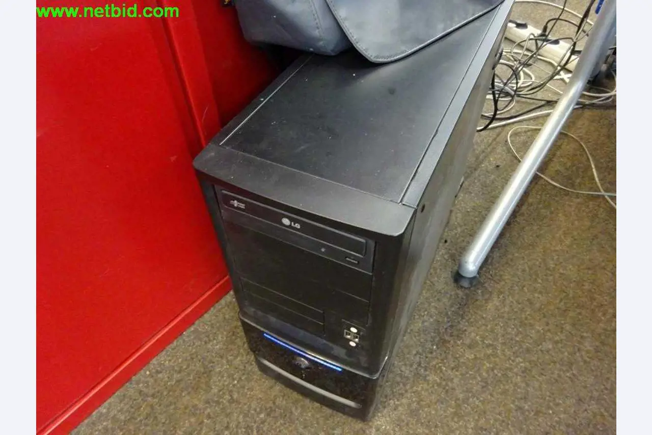 well-maintained machines for the production of air ducts and ventilation pipes<br>-1