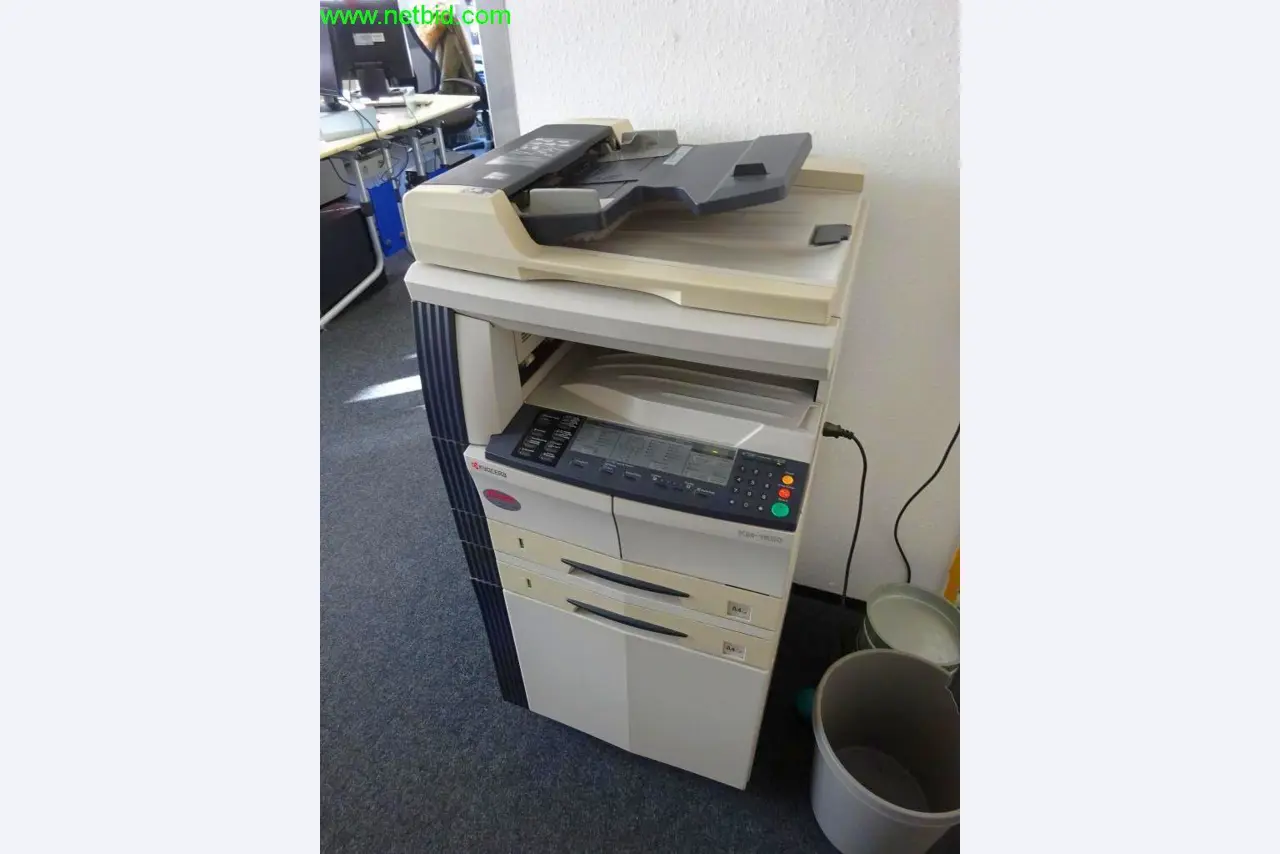 well-maintained machines for the production of air ducts and ventilation pipes<br>-1