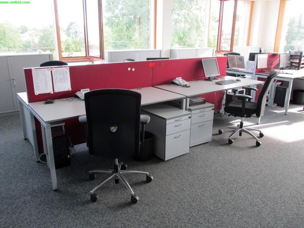 
gepflegte Maschinen zur Herstellung von<br>Luftkanälen u. Lüftungsrohren<br>-1