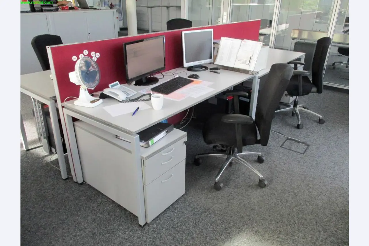 gepflegte Maschinen zur Herstellung von<br>Luftkanälen u. Lüftungsrohren<br>-2