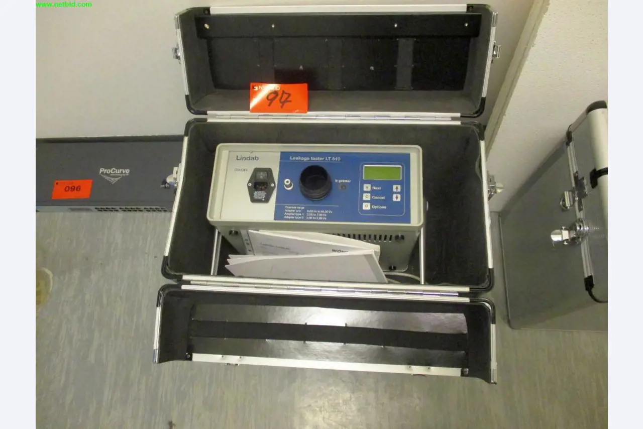 well-maintained machines for the production of air ducts and ventilation pipes<br>-1