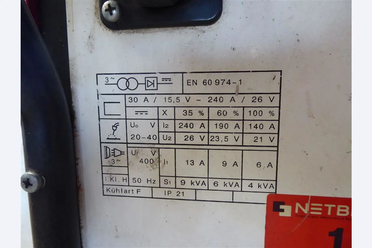 factory and office equipment from the steel and metal construction sector, welding technology<br>-3