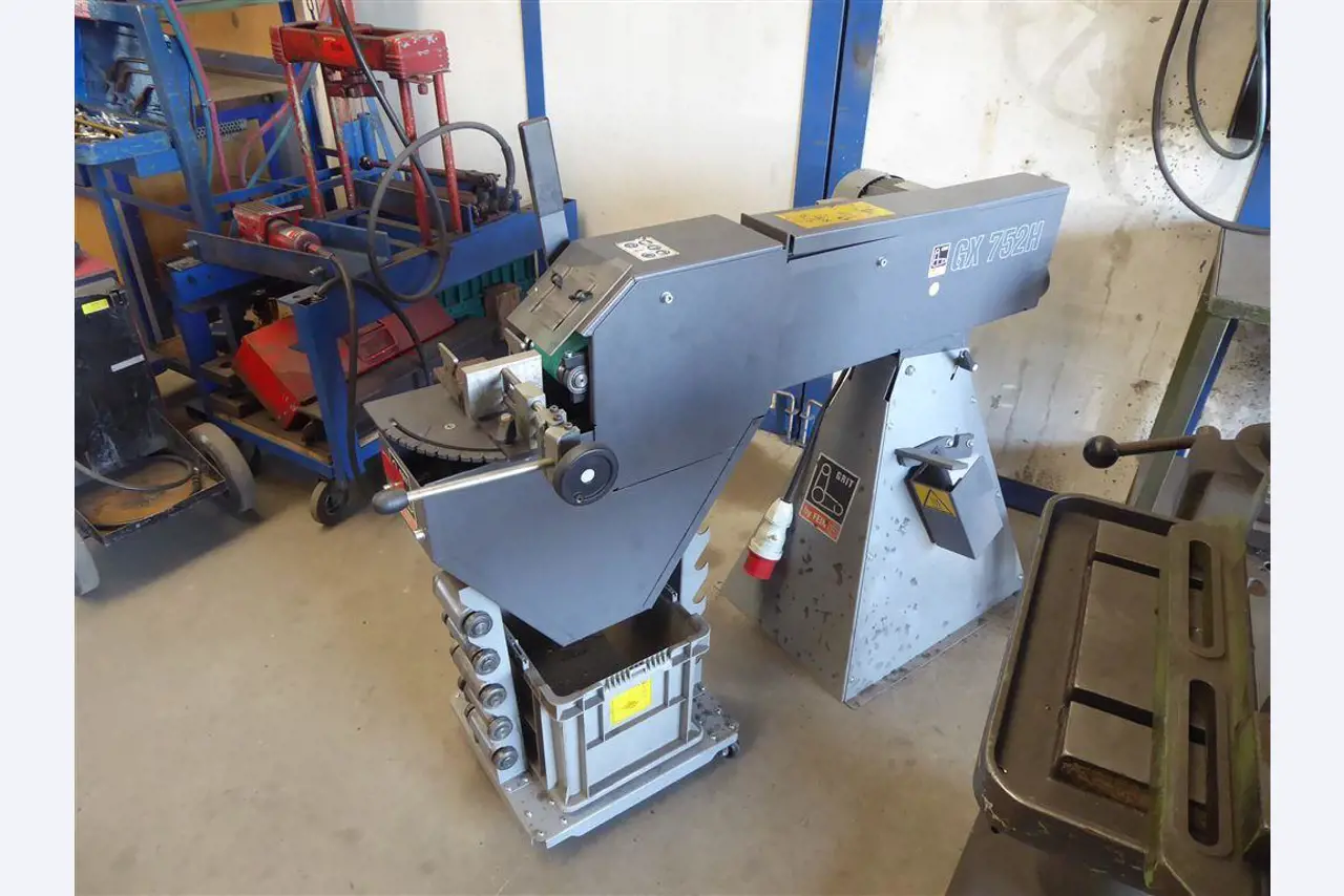 Equipamento operacional e comercial no domínio da construção em aço e metal, tecnologia de soldadura<br>-2