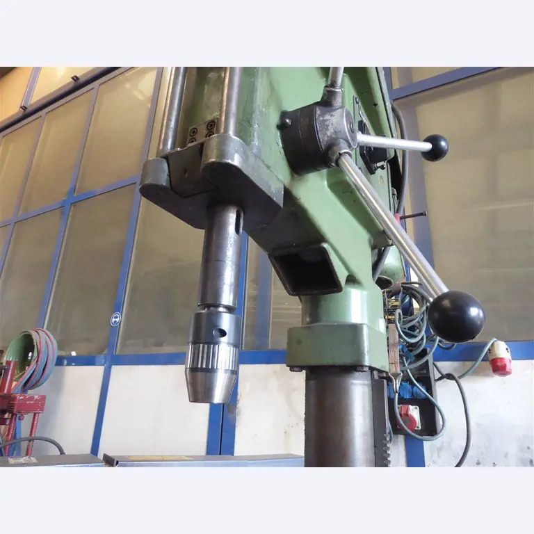 Equipamento operacional e comercial no domínio da construção em aço e metal, tecnologia de soldadura<br>-3