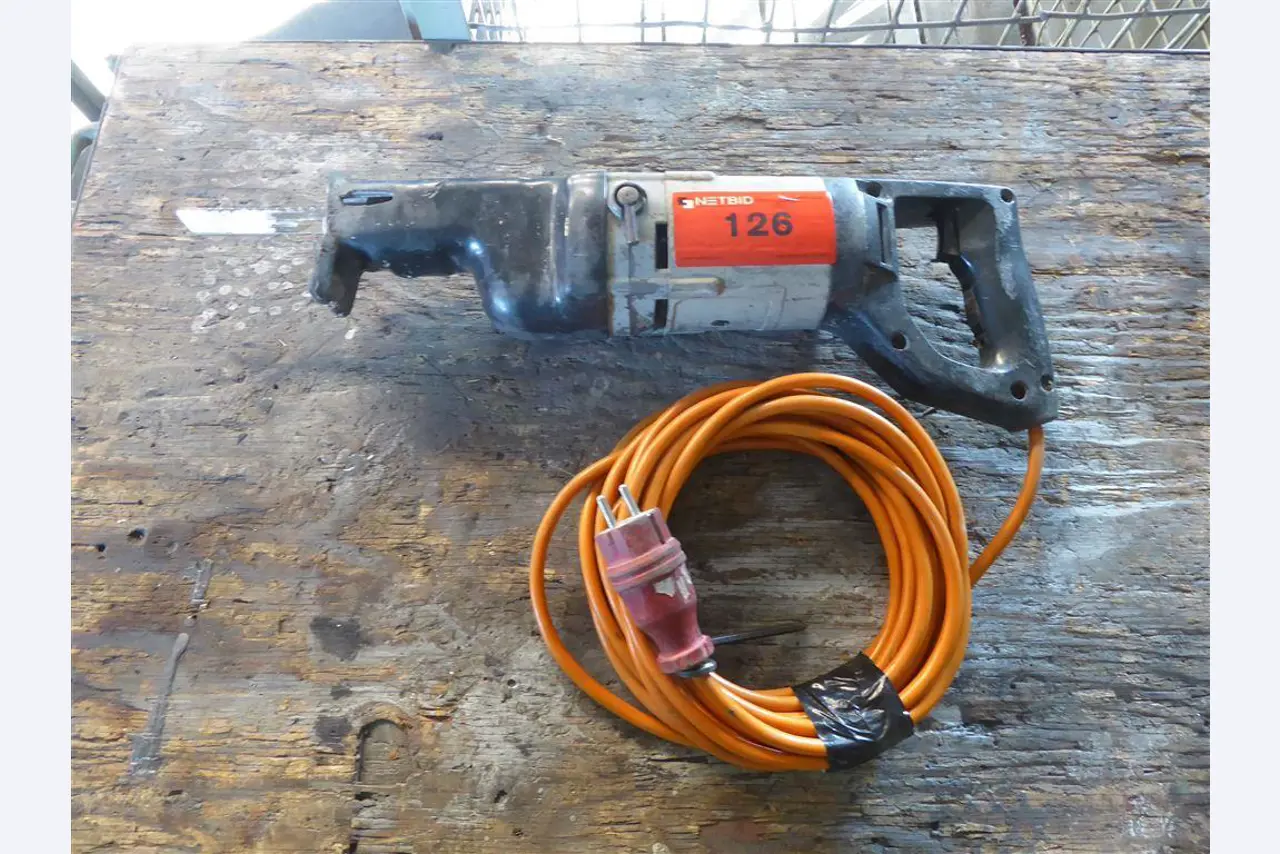 factory and office equipment from the steel and metal construction sector, welding technology<br>-1