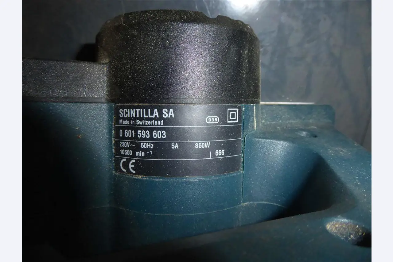 factory and office equipment from the steel and metal construction sector, welding technology<br>-2