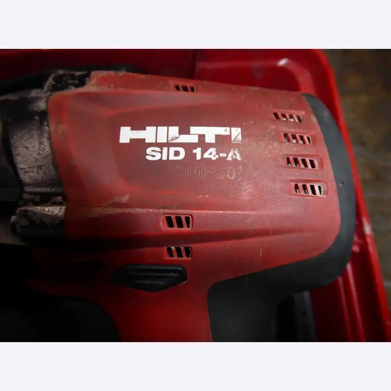 factory and office equipment from the steel and metal construction sector, welding technology<br>-3